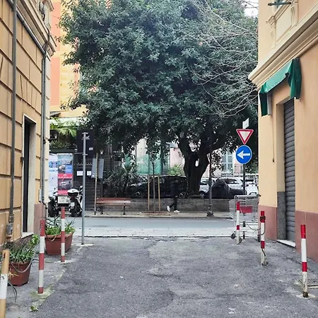 Apartment Carlo's Cl02 - La In Centro Da Giacomo