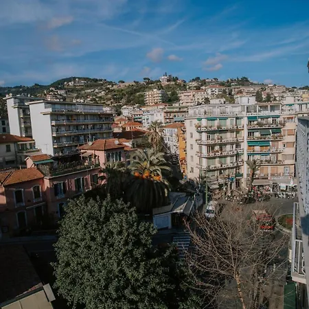 Apartment Carlo's Cl02 - La In Centro Da Giacomo Sanremo